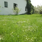 U Hovorků S Bazénem - U Pískoven Vlkov * Veselí nad Lužnicí