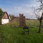 U Hovorků S Bazénem - U Pískoven Vlkov *