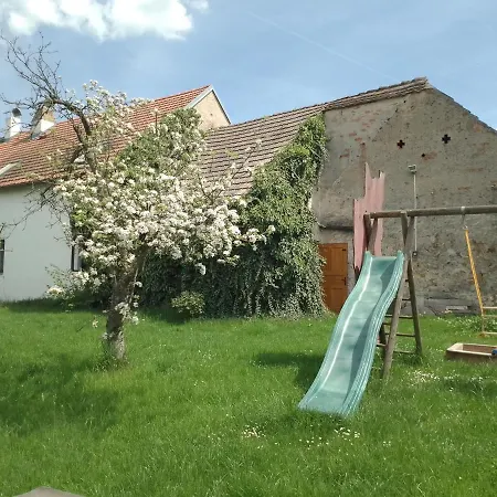 Εξοχικό σπίτι U Hovorku S Bazenem - U Piskoven Vlkov Veselí nad Lužnicí