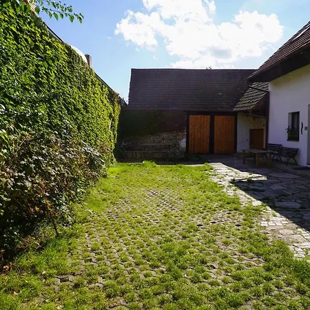 Hétvégi ház U Hovorku S Bazenem - U Piskoven Vlkov Veselí nad Lužnicí
