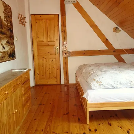 U Hovorku S Bazenem - U Piskoven Vlkov Landhaus *